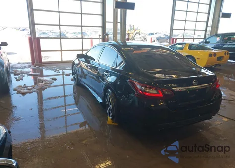 2017 Nissan Altima 2.5 Sr z USA, uszkodzony, nr VIN 1N4AL3AP4HC491228